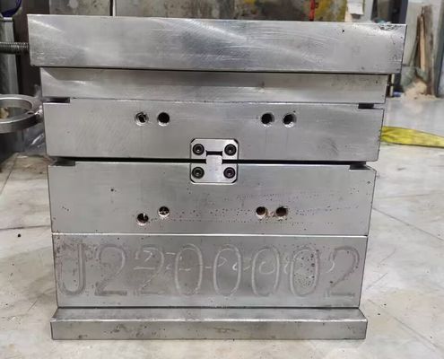 H13 P12 1.2378 Dịch vụ đúc nhựa tùy chỉnh Đúc phun chính xác 500K Shots