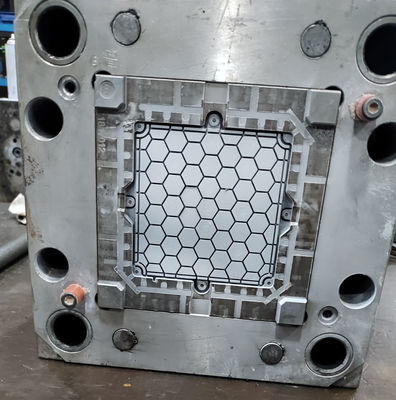 Hệ thống đúc phun chung với LKM Mold Base Grinding Machining
